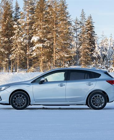 SUBARU-IMPREZA-62